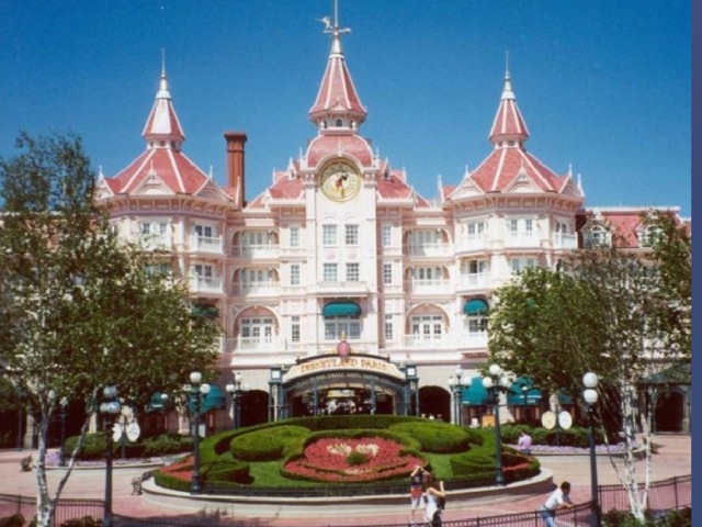 Диснейленд    