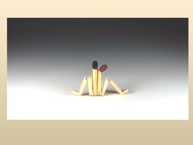 Упражнения . Докажите, что если позиция ( a, b, c ) в игре НИМ не является проигрышной, т.е. не удовлетворяет указанным в формулировке теоремы 1 условиям, то играющий своим ходом может сделать ее проигрышной. Докажите, что если позиция ( a, b, c ) в игре НИМ является проигрышной, то после любого хода игрока она перестает быть таковой. Опишите проигрышные позиции ( a, b, c ) в игре НИМ, записывая числа не в двоичной, а в четверичной системе счисления. Докажите, что если позиция ( a, b ) в игре ( a, b, c ) в игре ЦЗЯНЬШИЦЗЫ не удовлетворяет условиям теоремы 2, то играющий может своим ходом либо сразу выиграть, либо свести позицию к проигрышной. 