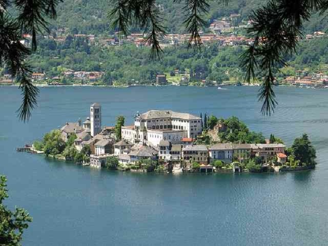 Порноға иілді