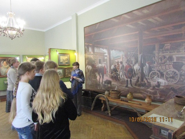 В музее представлены экспонаты пушкинского времени: предметы домашней утвари и быта, ремесленные изделия…  