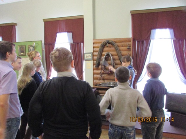 Мы с удовольствием окунулись в эпоху Пушкинского времени.  