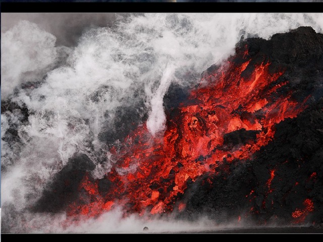 Эйяфьятлайокудль В переводе с исландского «Ледник островных гор». Eyja — остров, Fjall  — гора, Jökull  — ледник. 2 