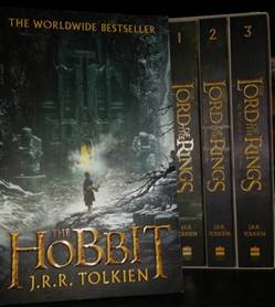 Читать книгу джон хоббит. Hobbit книга. Хоббит книга на английском. Книги Толкиена на английском. Хоббит или туда и обратно на английском.